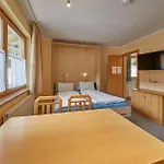 Appartementhaus Karin * ויהופן
