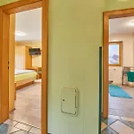 Appartementhaus Karin דירה