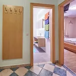 דירה Appartementhaus Karin *