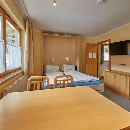 Appartementhaus Karin * Фихофен