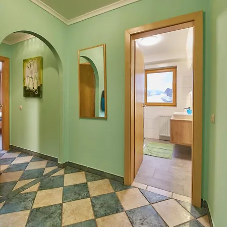 Апартаменты Appartementhaus Karin Фихофен