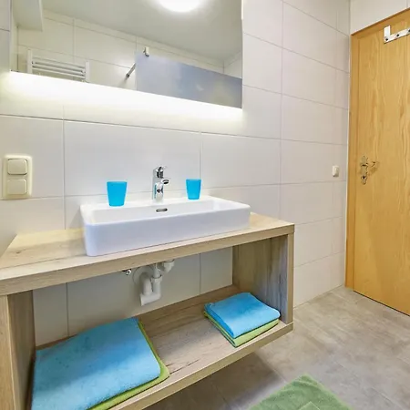 Апартаменты Appartementhaus Karin Фихофен