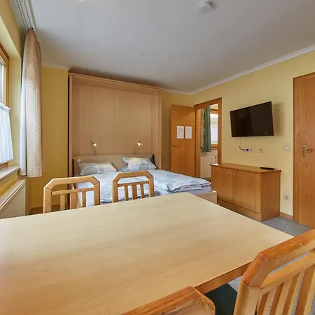 Apartamento Appartementhaus Karin