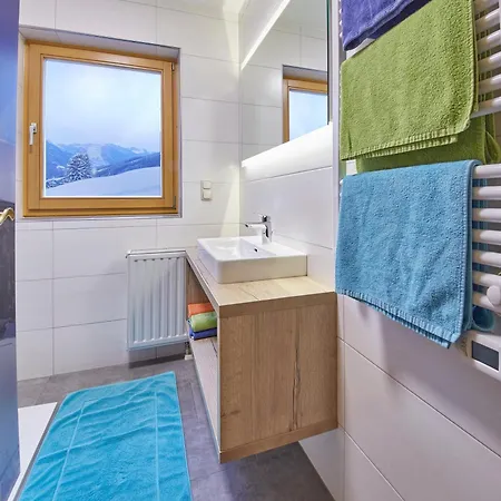 Appartementhaus Karin * Фихофен